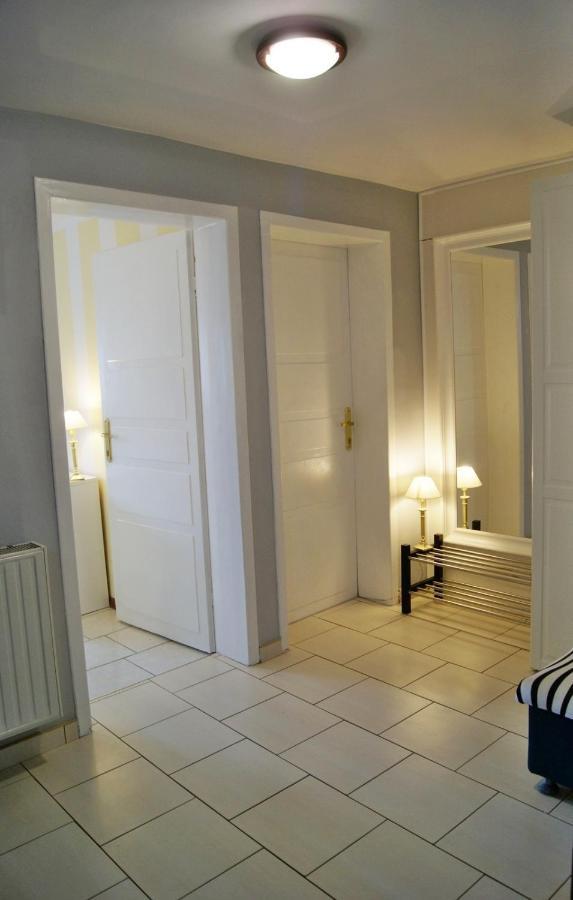 Iwona Pokoje Apartamenty Karwia Exterior foto