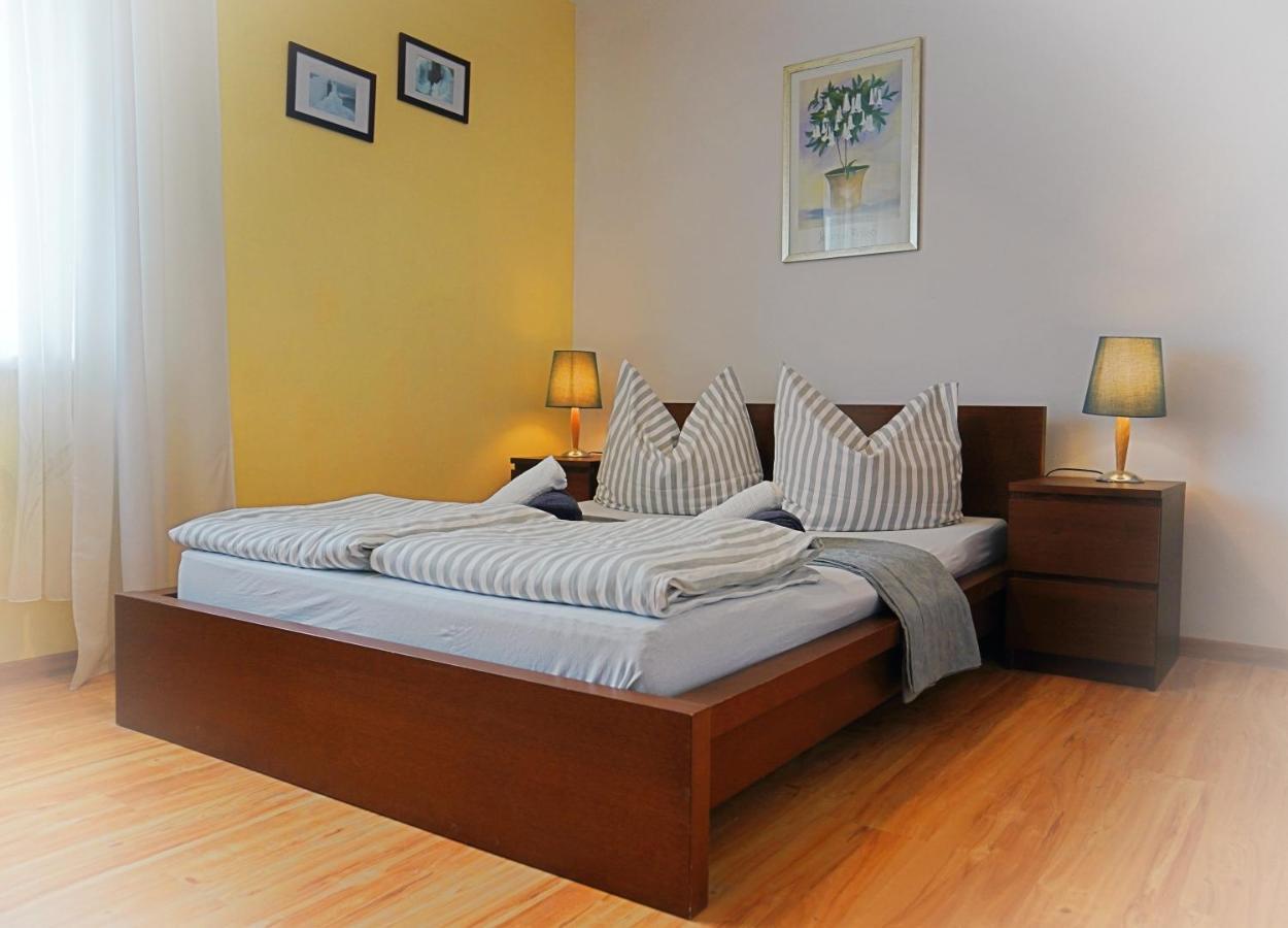 Iwona Pokoje Apartamenty Karwia Exterior foto