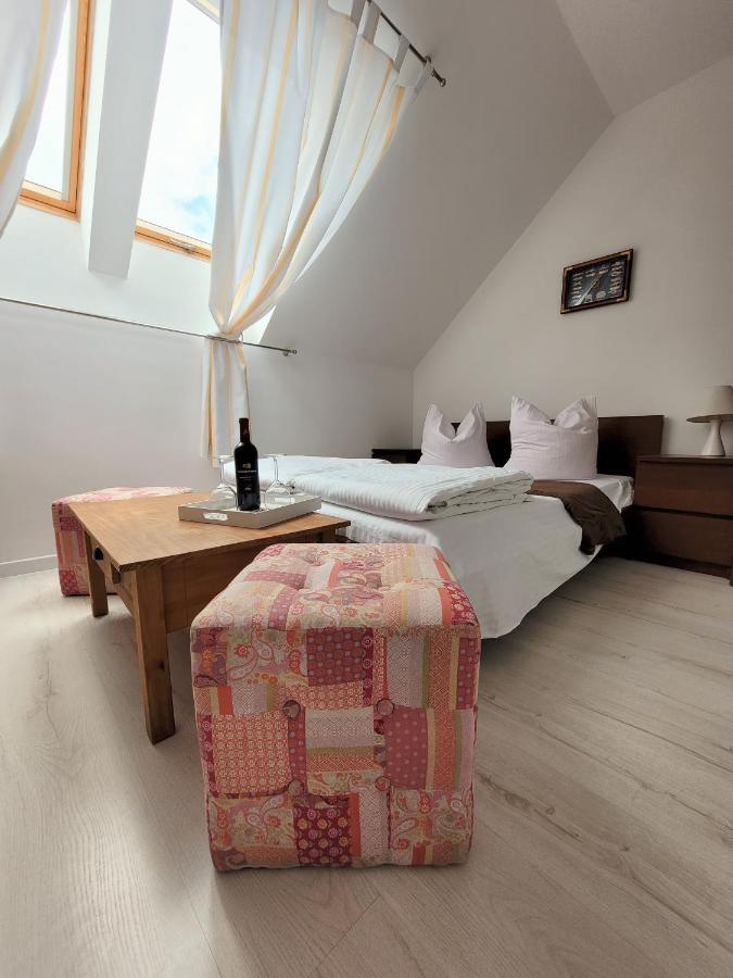 Iwona Pokoje Apartamenty Karwia Exterior foto