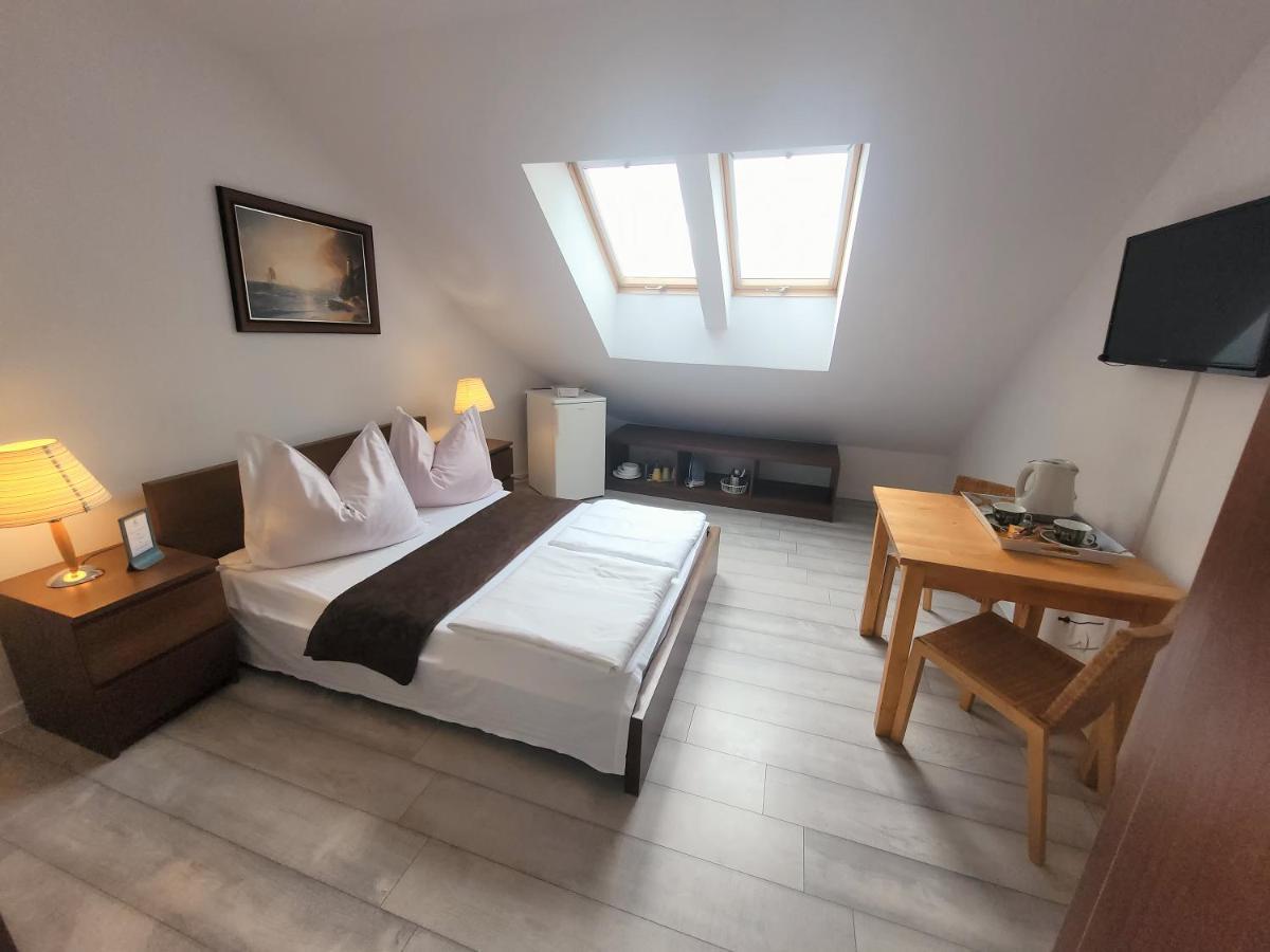Iwona Pokoje Apartamenty Karwia Exterior foto