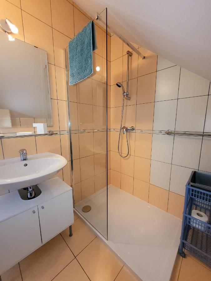 Iwona Pokoje Apartamenty Karwia Exterior foto