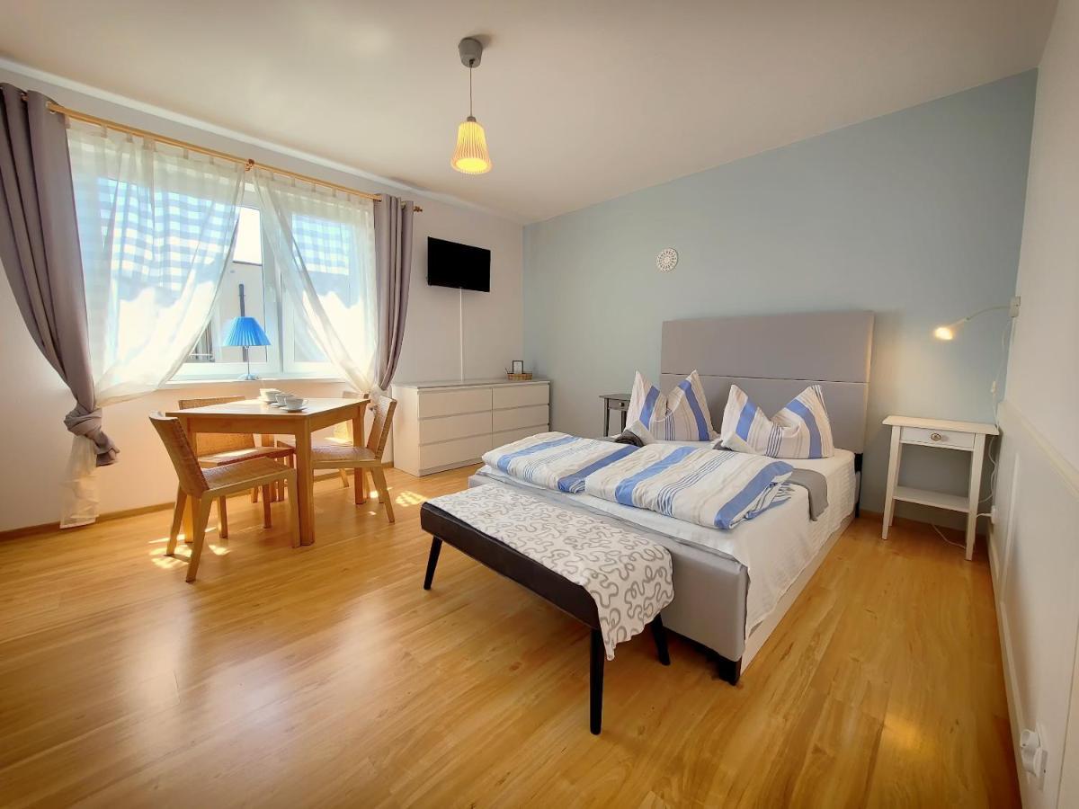 Iwona Pokoje Apartamenty Karwia Exterior foto